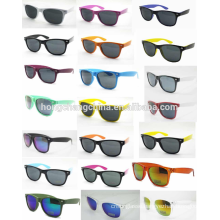 Cheap promotional plastic sunglasses as gift